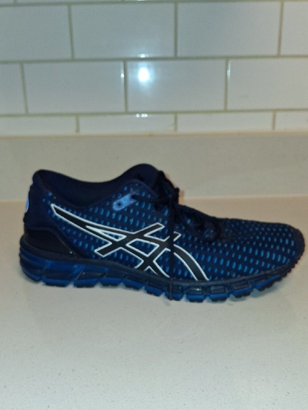 ASICS Men's Navy and Black Athletic Running Shoes - Picture 6 of 9